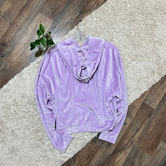 Victoria's Secret Size Large Purple Ribbed Velvet Cropped Dolman Pullover Hoodie - Picture 5 of 6